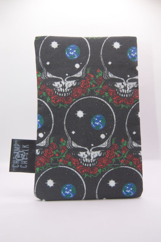 Roses Dead Head Chalk Bag